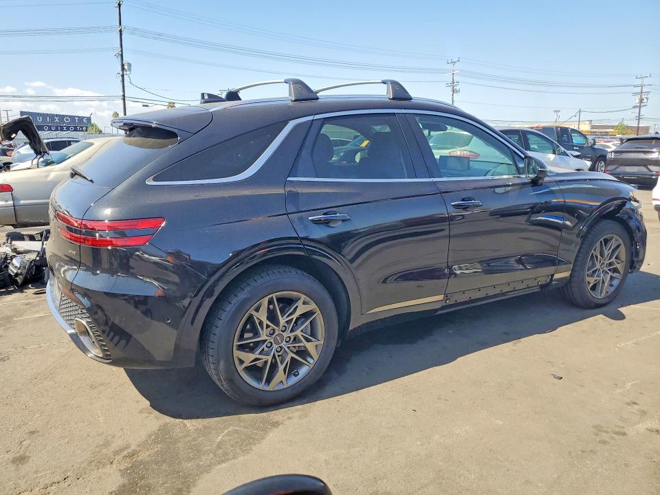 Снимка 3 от търг – 2023 GENESIS GV70 с VIN KMUMADTB3PU126386