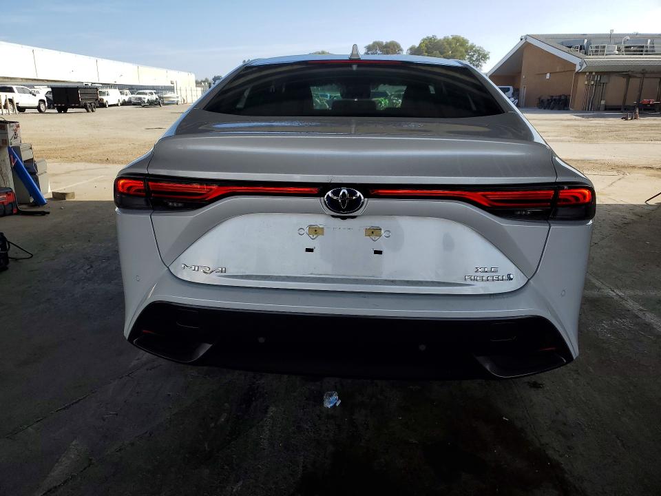 Снимка 6 от търг – 2022 TOYOTA MIRAI с VIN JTDAAAAA3NA004382