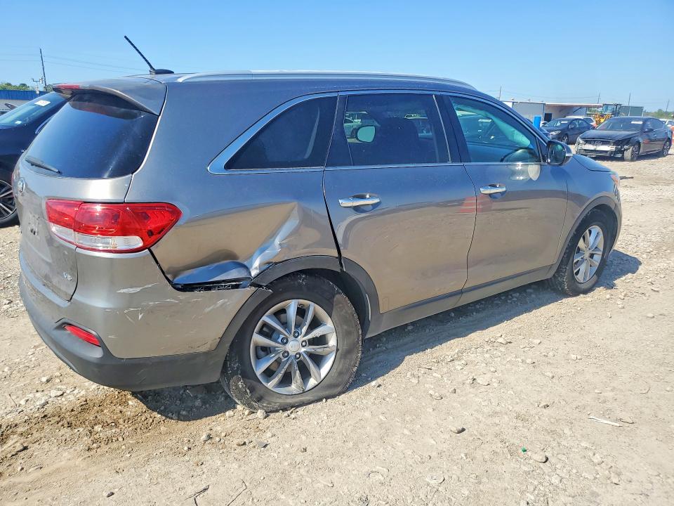 Photo 3 from auction – 2016 KIA SORENTO with VIN 5XYPG4A53GG110508