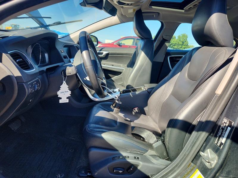 Photo 7 from auction – 2015 VOLVO S60 with VIN YV140MFK4F1345028