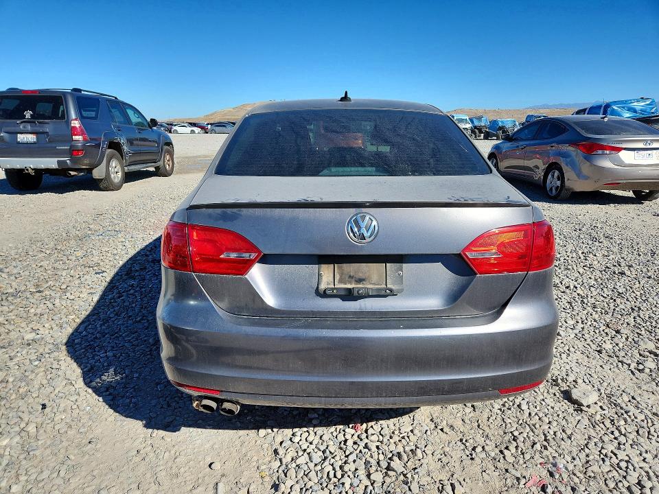 Снимка 6 от търг – 2011 VOLKSWAGEN JETTA с VIN 3VWLL7AJ2BM086252