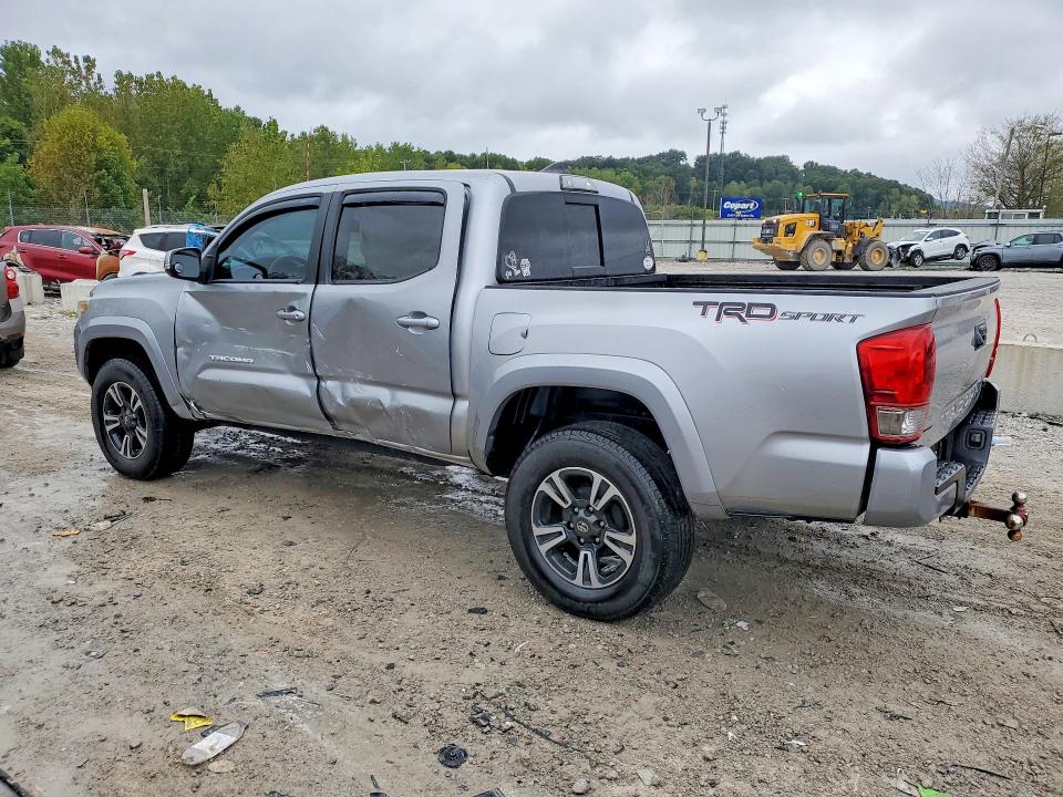 Снимка 2 от търг – 2017 TOYOTA TACOMA с VIN 5TFAZ5CN5HX040544