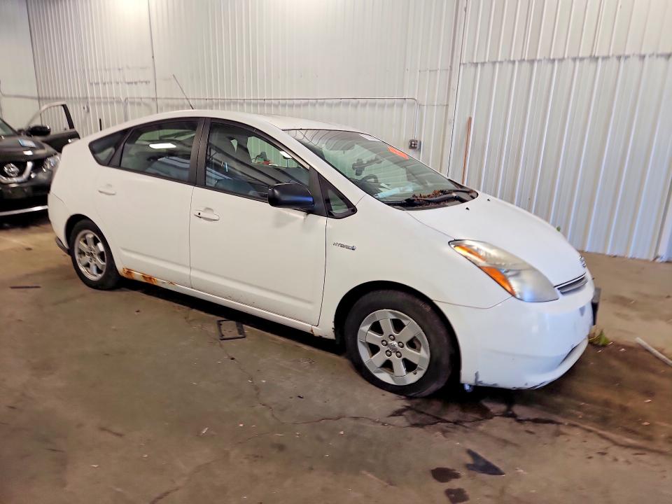 Снимка 4 от търг – 2008 TOYOTA PRIUS с VIN JTDKB20U183382504