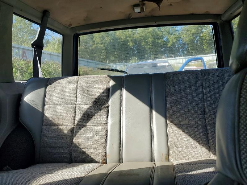 Photo 10 from auction – 1990 JEEP CHEROKEE with VIN 1J4FJ58L4LL148491