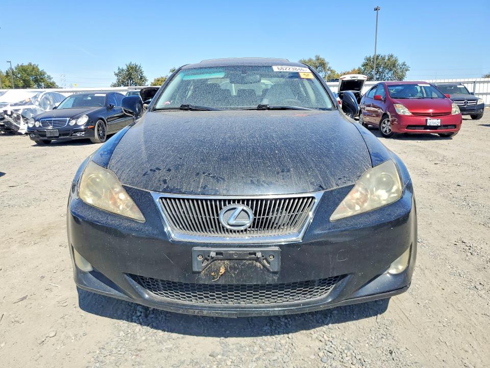 Photo 5 from auction – 2008 LEXUS IS 250 with VIN JTHBK262285077215