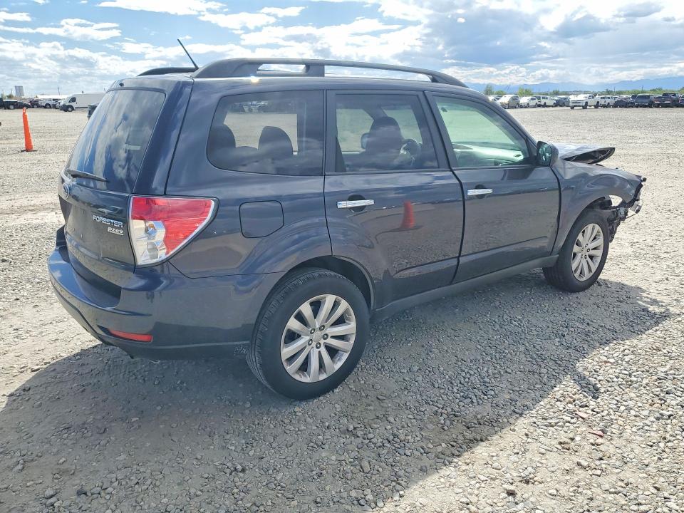 Photo 3 from auction – 2012 SUBARU FORESTER with VIN JF2SHADC2CH414545