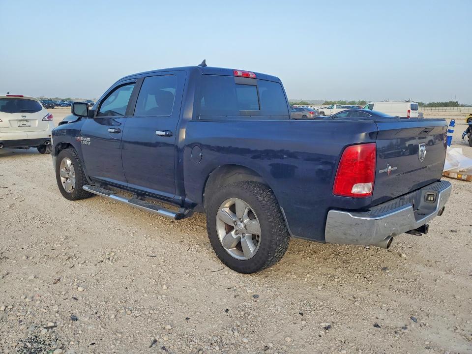 Снимка 2 от търг – 2016 RAM 1500 с VIN 1C6RR6LT0GS209119