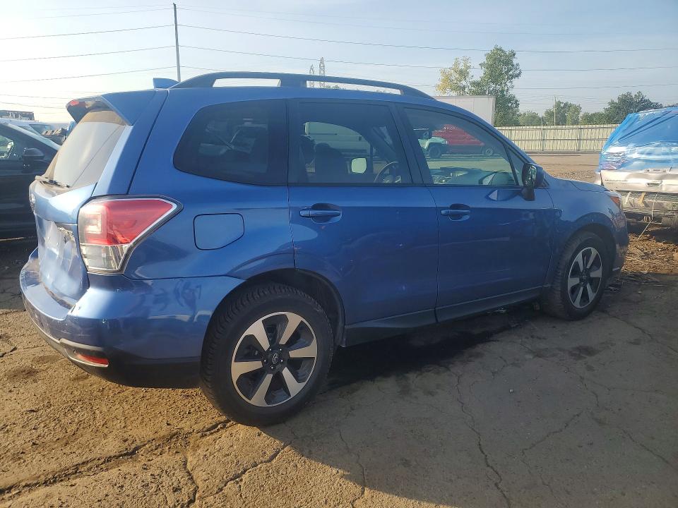Photo 3 from auction – 2017 SUBARU FORESTER with VIN JF2SJAGC4HH539599