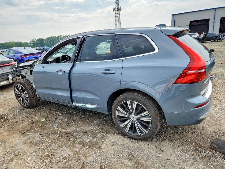 Photo 2 from auction – 2022 VOLVO XC60 with VIN YV4L12RL8N1915373
