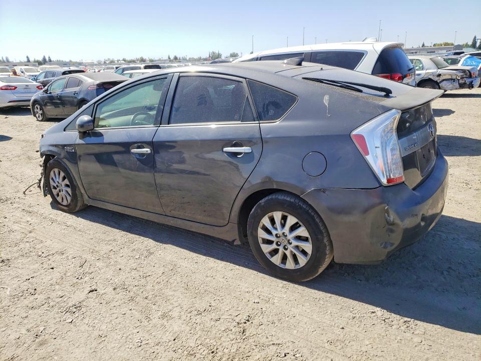 Снимка 2 от търг – 2012 TOYOTA PRIUS PLUG-IN HYBRID с VIN JTDKN3DP5C3021030