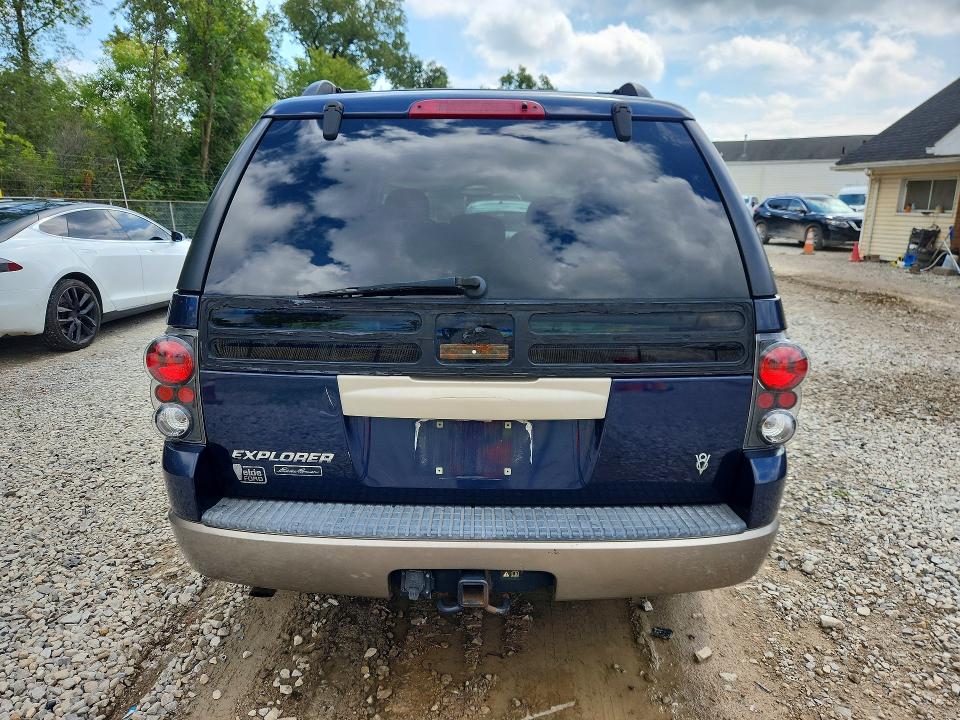Снимка 6 от търг – 2003 FORD EXPLORER с VIN 1FMZU64W83UB35409