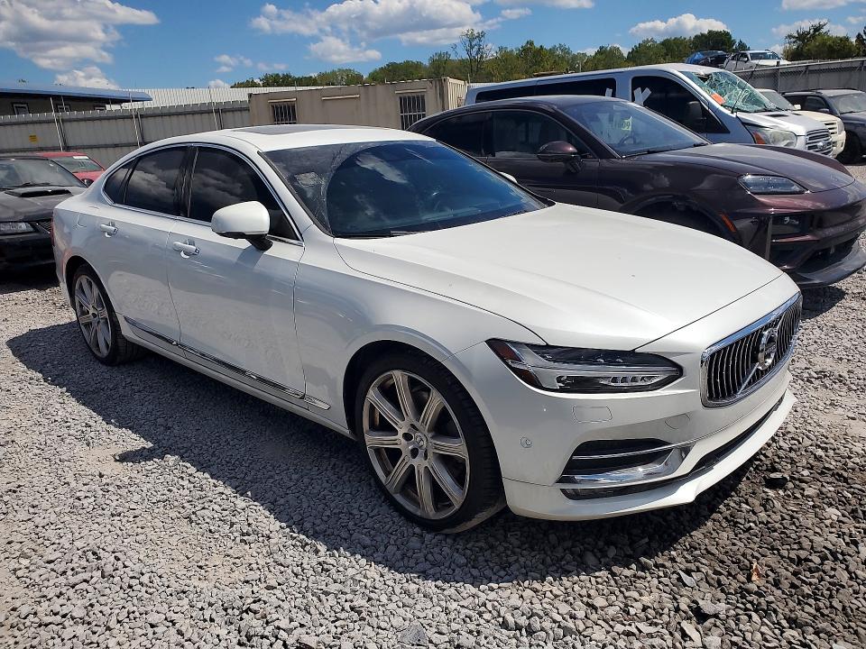 صورة رقم 4 من المزاد - 2017 VOLVO S90 مع VIN YV1A22ML5H1000493