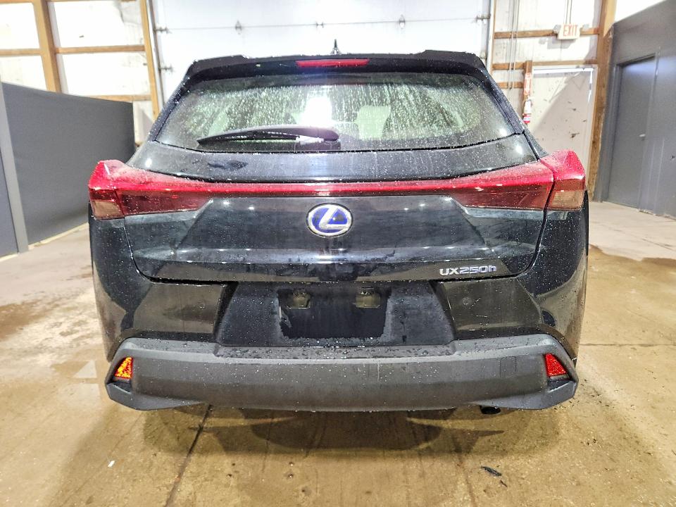 Foto 6 de la subasta – 2019 LEXUS UX con VIN JTHU9JBH3K2014934
