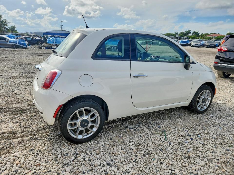 Photo 3 from auction – 2015 FIAT 500 with VIN 3C3CFFAR1FT613434