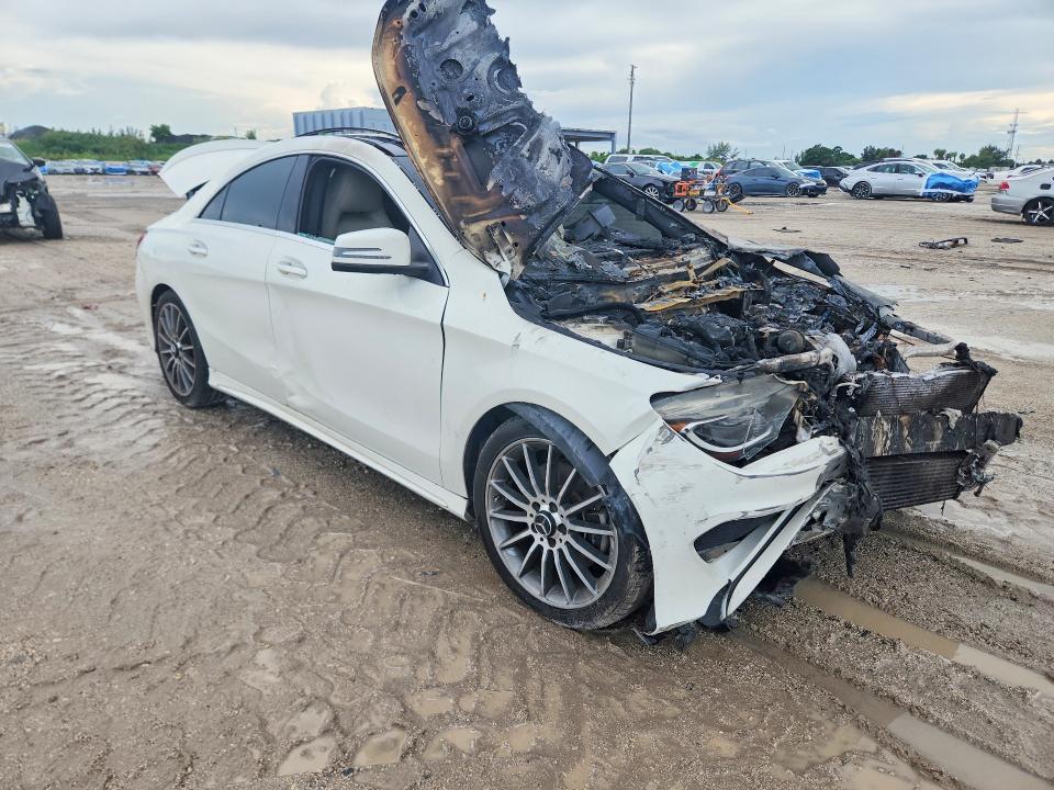 Photo 4 from auction – 2016 MERCEDES-BENZ CLA with VIN WDDSJ4GB9GN309036