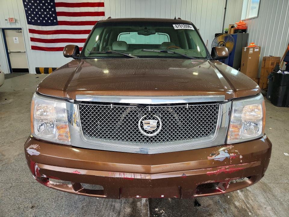 Zdjęcie 5 z aukcji – 2002 CADILLAC ESCALADE z VIN 3GYEK63N52G240776