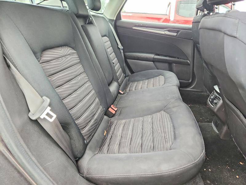 Снимка 10 от търг – 2016 FORD FUSION с VIN 3FA6P0H70GR112031
