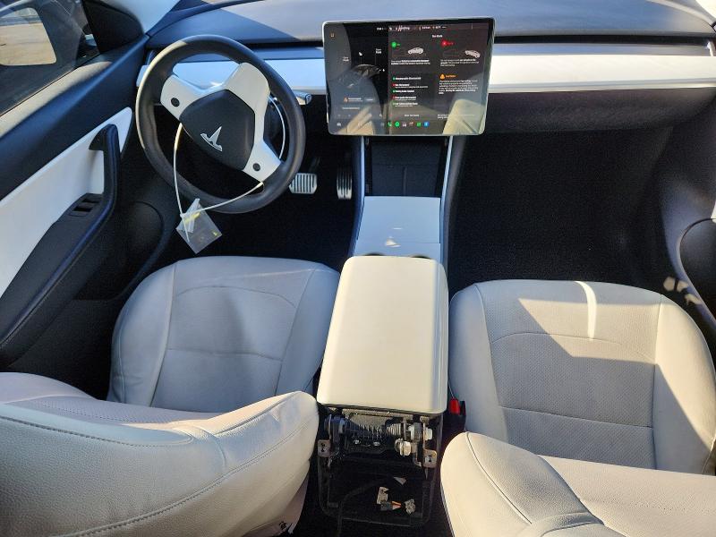 Photo 8 from auction – 2020 TESLA MODEL Y with VIN 5YJYGDEE3LF018296