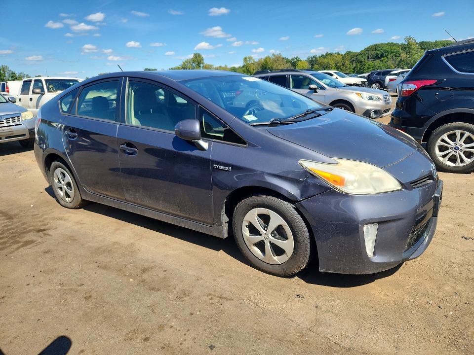 Photo 4 from auction – 2012 TOYOTA PRIUS with VIN JTDKN3DU2C5455075