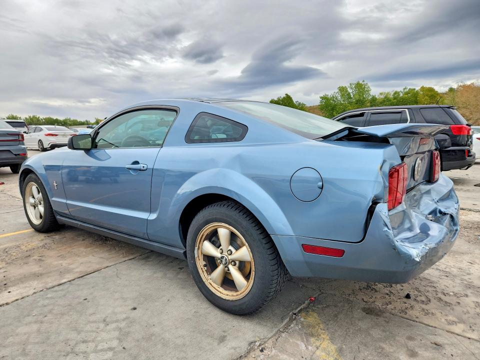 Photo 2 from auction – 2007 FORD MUSTANG with VIN 1ZVFT80N475275084