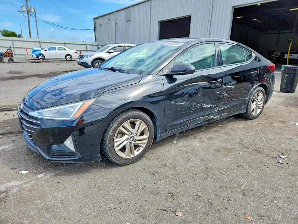 HYUNDAI ELANTRA 2019 с VIN 5NPD84LF4KH482379 - Снимка от търг