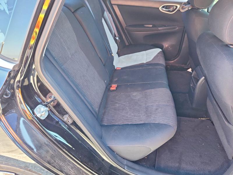 Photo 10 from auction – 2015 NISSAN SENTRA with VIN 3N1AB7AP5FL676090