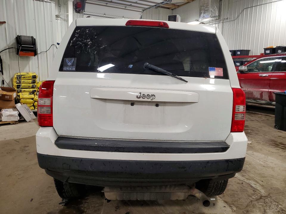 Photo 6 from auction – 2015 JEEP PATRIOT with VIN 1C4NJPBB3FD329206