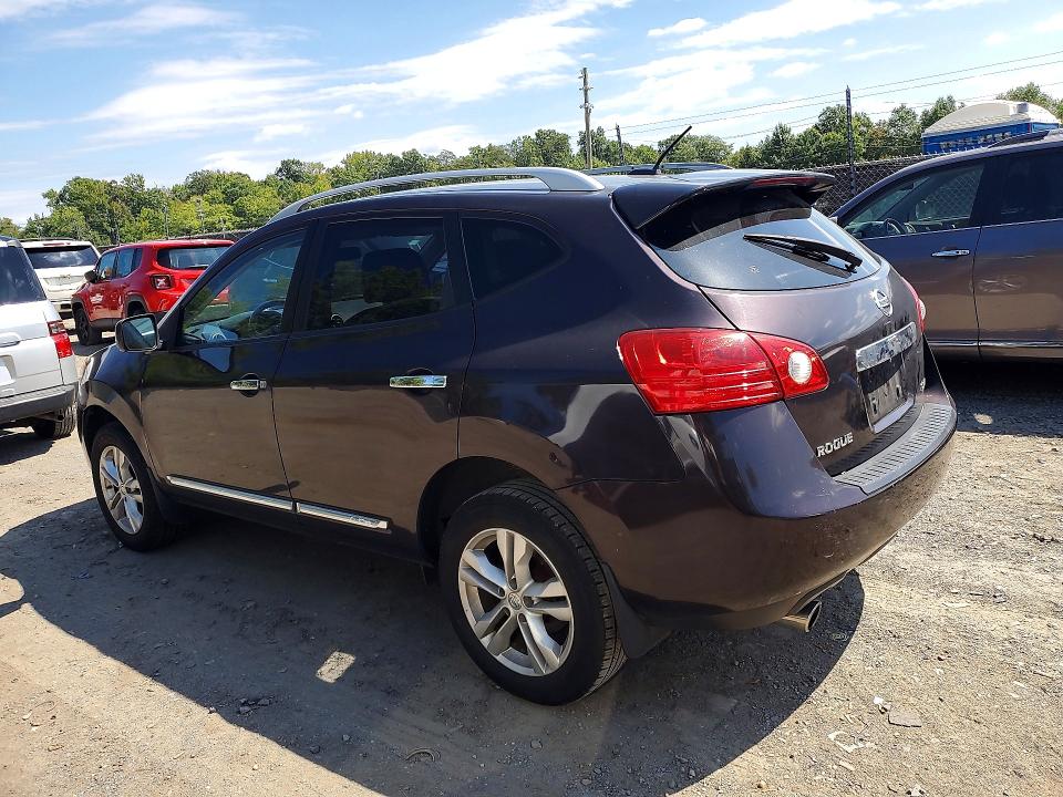 Photo 2 from auction – 2013 NISSAN ROGUE with VIN JN8AS5MV7DW633636
