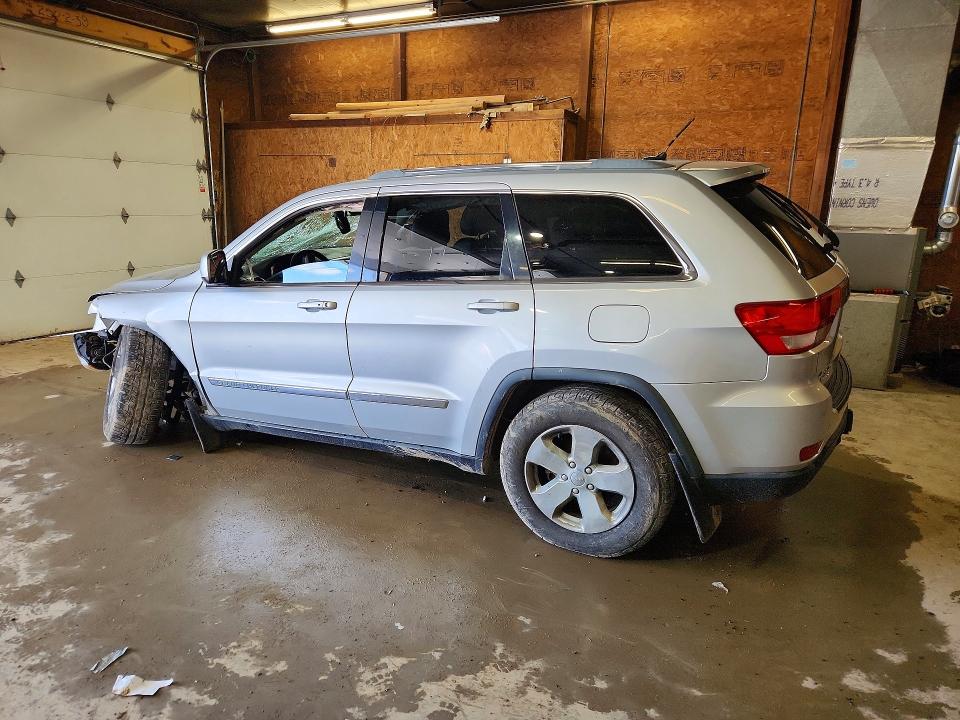 Photo 2 from auction – 2012 JEEP GRAND CHEROKEE with VIN 1C4RJFAT0CC294342