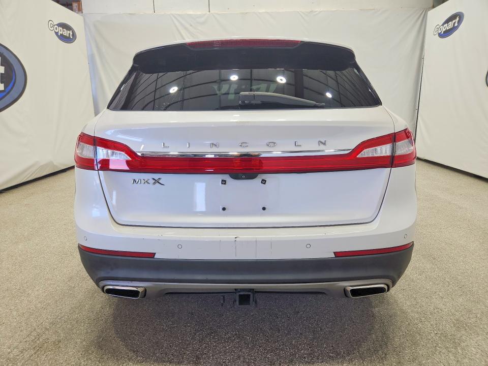 Photo 6 from auction – 2016 LINCOLN MKX with VIN 2LMTJ6KR1GBL57267