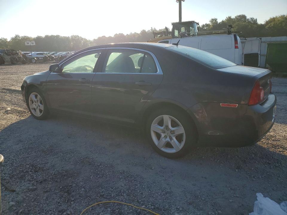 Photo 2 from auction – 2010 CHEVROLET MALIBU with VIN 1G1ZB5EB1AF229738