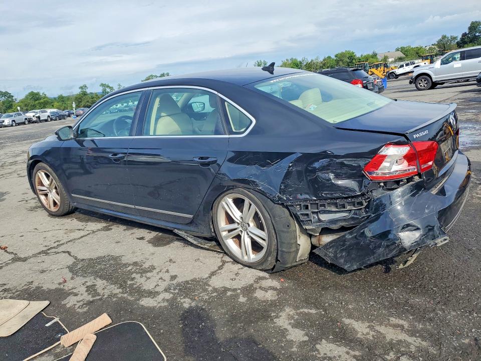 Photo 2 from auction – 2014 VOLKSWAGEN PASSAT with VIN 1VWCT7A38EC105345