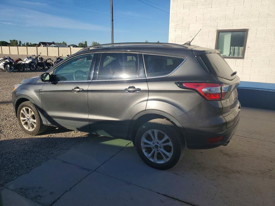 Photo 2 from auction – 2018 FORD ESCAPE with VIN 1FMCU9GDXJUD04943