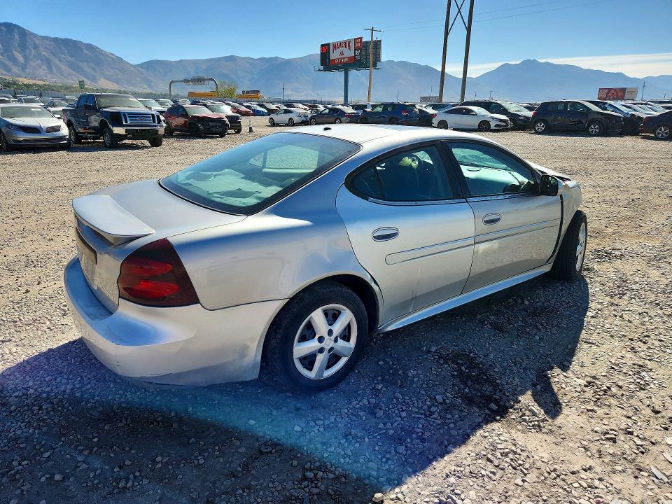 Снимка 3 от търг – 2007 PONTIAC GRAND PRIX с VIN 2G2WP552X71142002