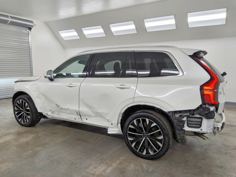 Photo 2 from auction – 2025 VOLVO XC90 with VIN YV4H60PG3S1387691