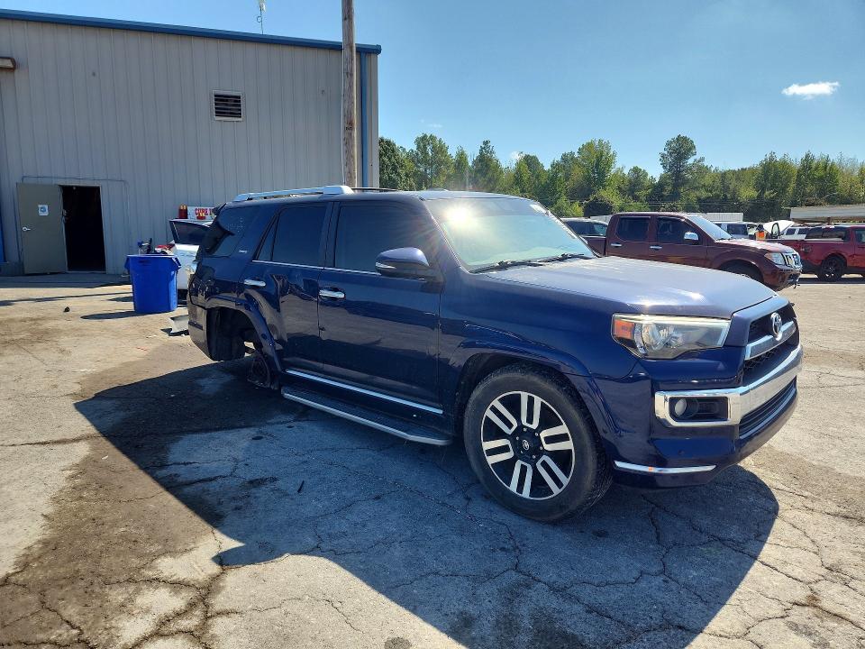 Photo 4 from auction – 2018 TOYOTA 4RUNNER with VIN JTEZU5JR6J5171356