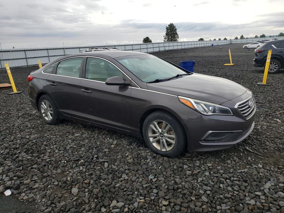 Photo 4 from auction – 2017 HYUNDAI SONATA with VIN 5NPE24AF2HH515185