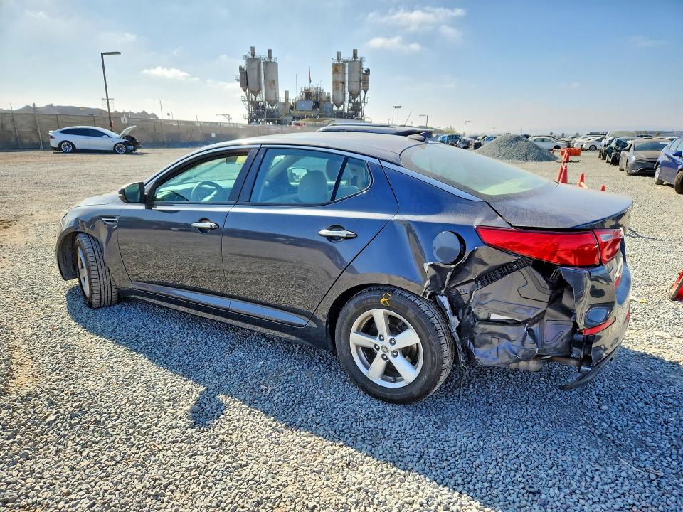 Photo 2 from auction – 2015 KIA OPTIMA with VIN 5XXGM4A77FG428614