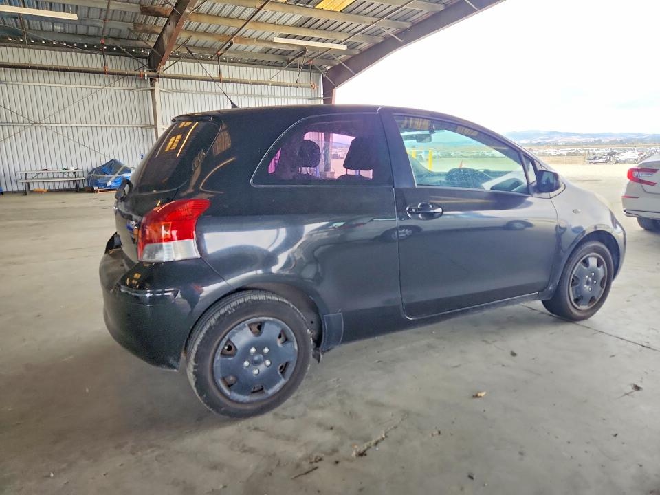 Photo 3 from auction – 2011 TOYOTA YARIS with VIN JTDJT4K32B5341772