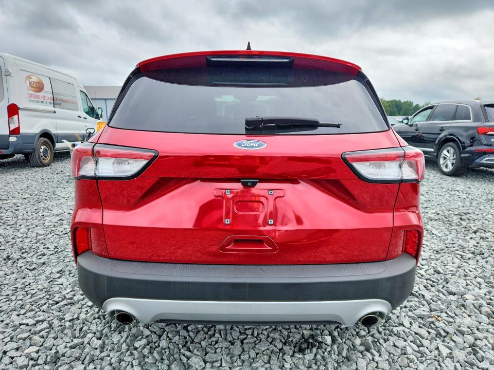 Photo 6 from auction – 2022 FORD ESCAPE with VIN 1FMCU9G6XNUA65627
