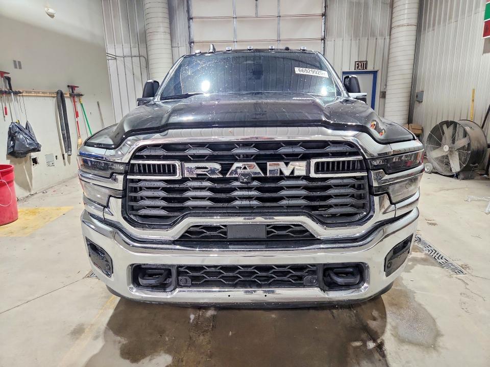 Photo 5 from auction – 2025 RAM 2500 with VIN 3C63R5CL1SG503029