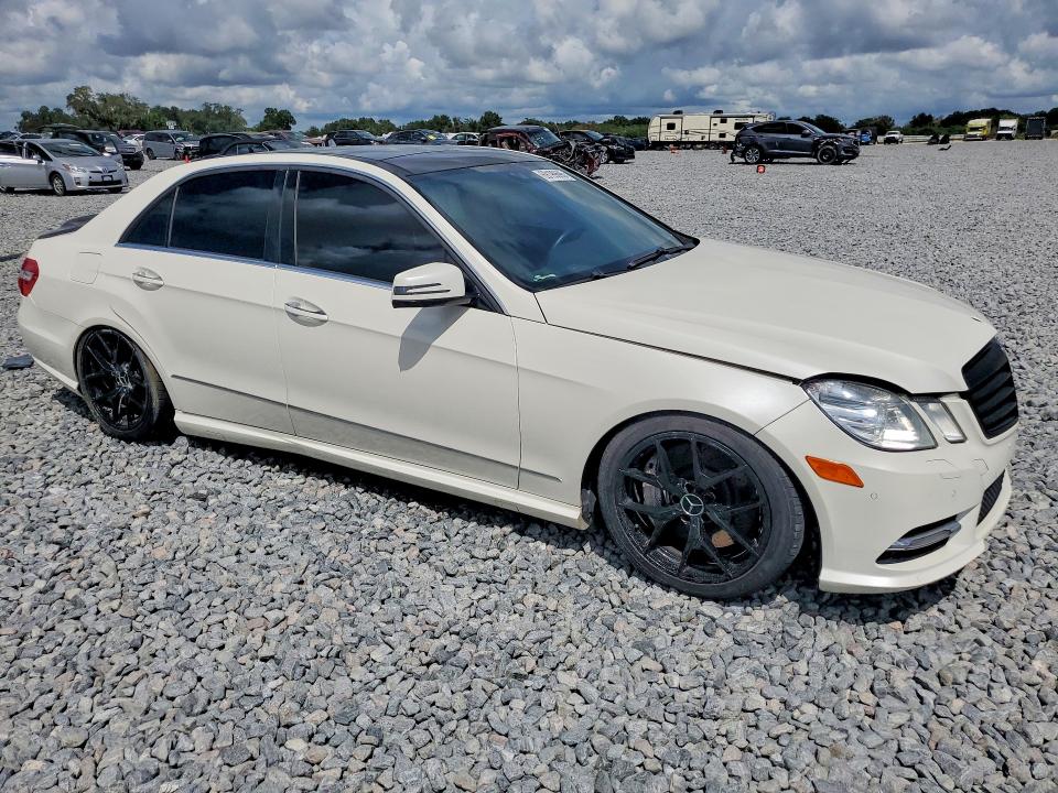 Фото 4 с аукциона – 2012 MERCEDES-BENZ E с VIN WDDHF9BB3CA544050