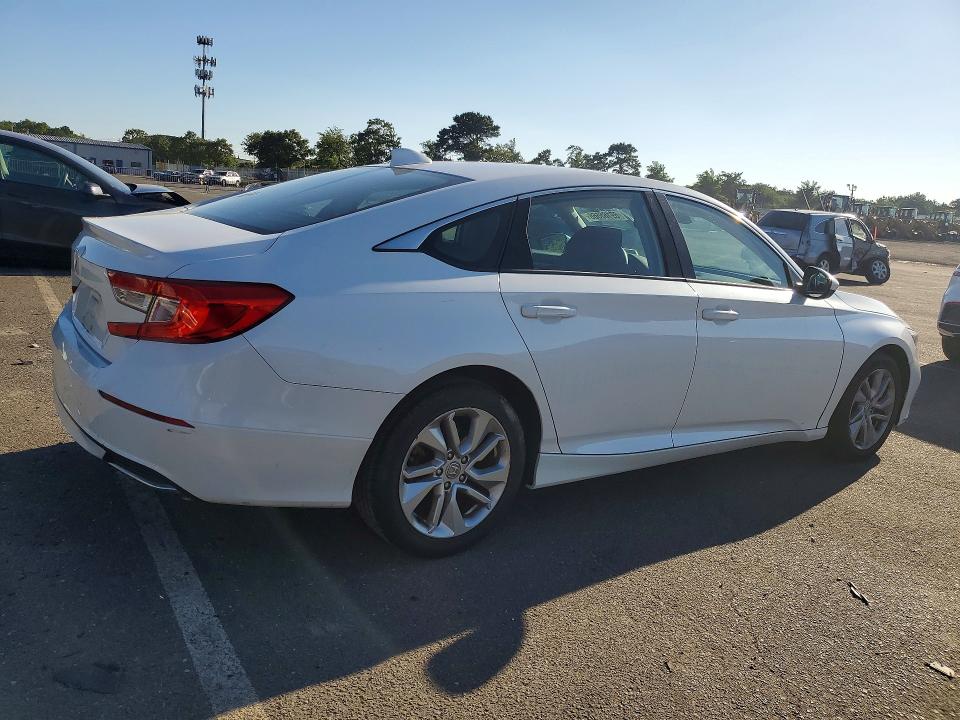 Снимка 3 от търг – 2020 HONDA ACCORD с VIN 1HGCV1F13LA069348