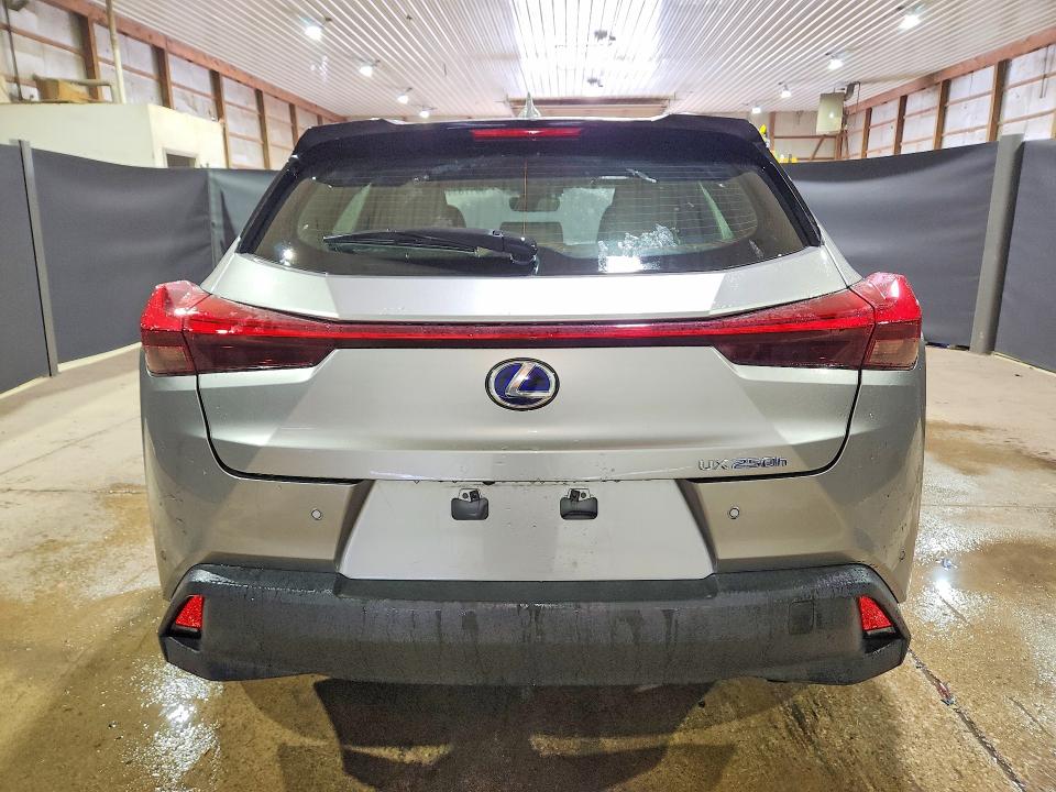 Photo 6 from auction – 2020 LEXUS UX with VIN JTHP9JBH5L2035329