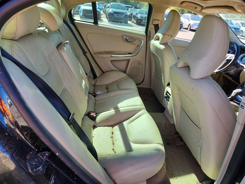 Foto 10 de la subasta – 2013 VOLVO S60 con VIN YV1612FH1D2188709
