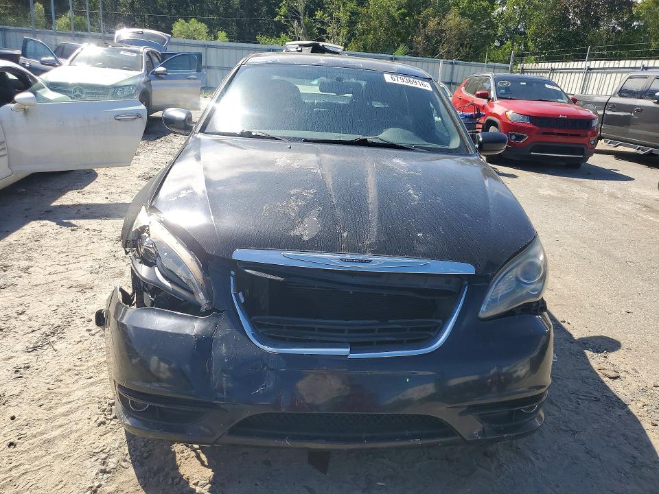Photo 5 from auction – 2012 CHRYSLER 200 with VIN 1C3CCBHG5CN109390