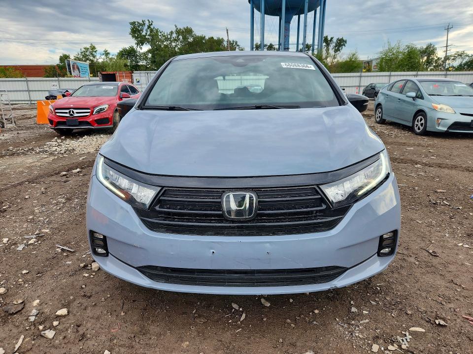 Снимка 5 от търг – 2024 HONDA ODYSSEY с VIN 5FNRL6H72RB057544