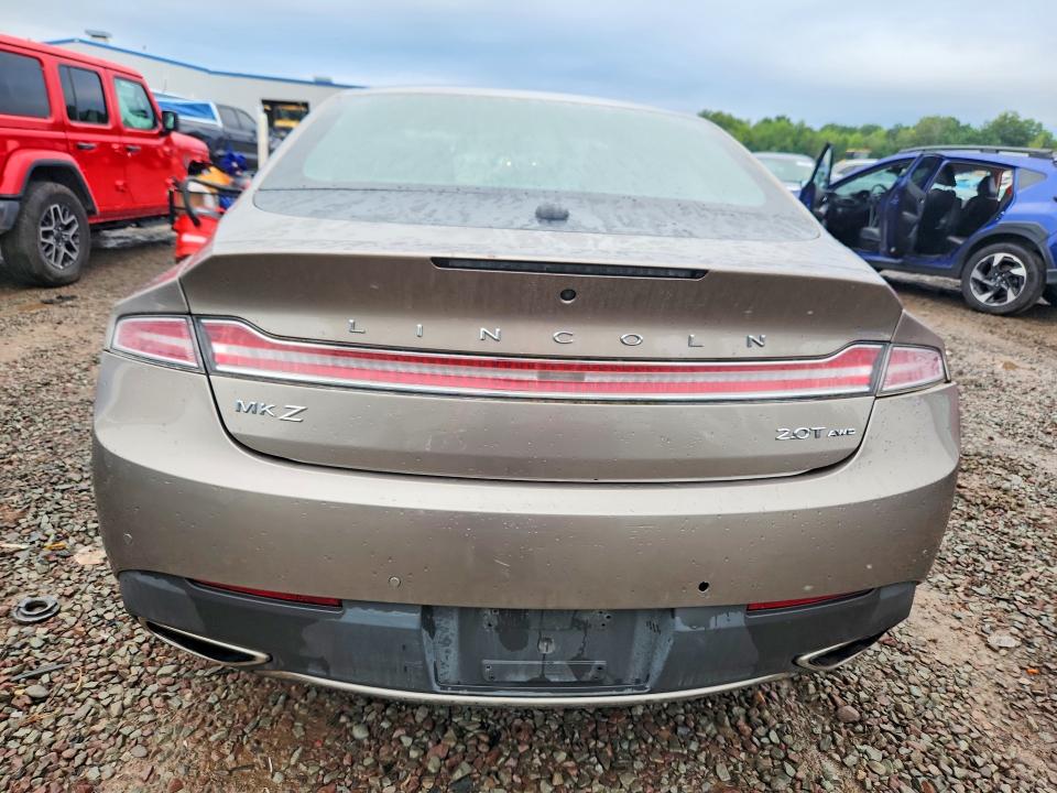 Foto 6 de la subasta – 2020 LINCOLN MKZ con VIN 3LN6L5F9XLR601937