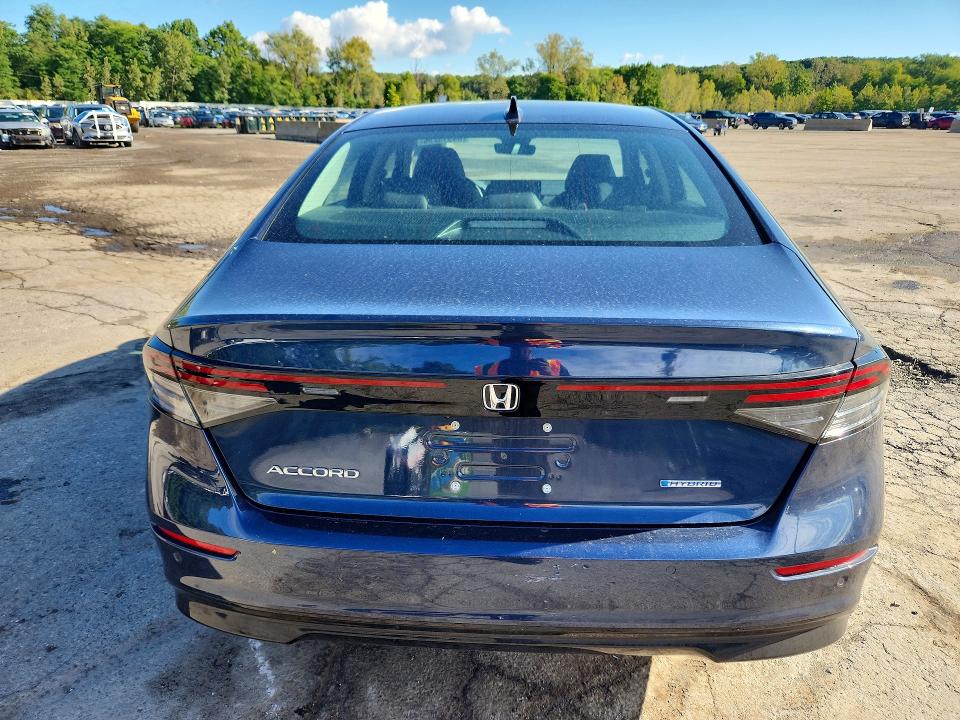 Снимка 6 от търг – 2024 HONDA ACCORD с VIN 1HGCY2F62RA088958