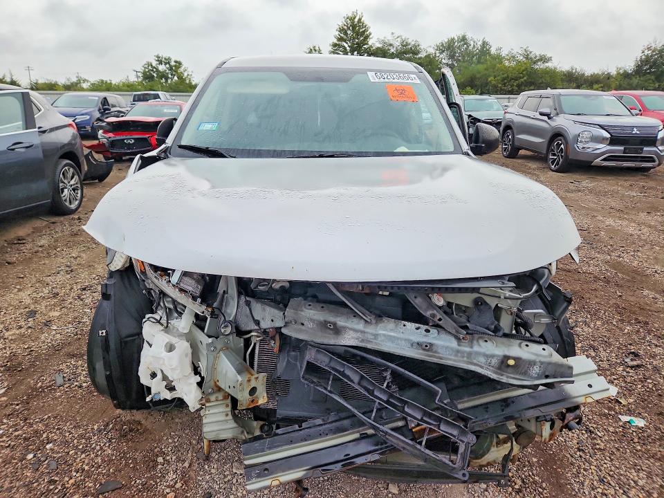 Photo 5 from auction – 2018 MITSUBISHI OUTLANDER with VIN JA4AZ3A33JZ057191
